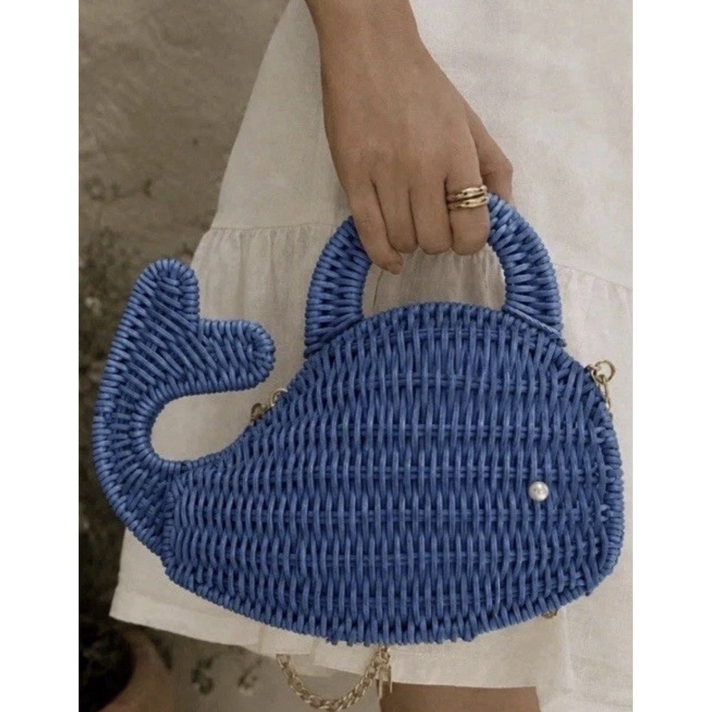 NWT Tommy Bahama Blue Whale Wicker Rattan Crossbody Bag Clutch Purse Viral